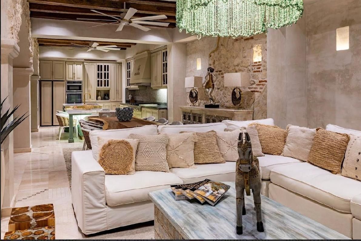 Isaluna Luxury House Holiday home