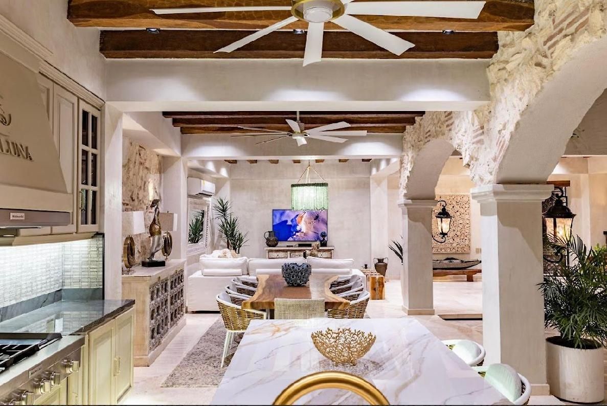 Isaluna Luxury House Holiday home