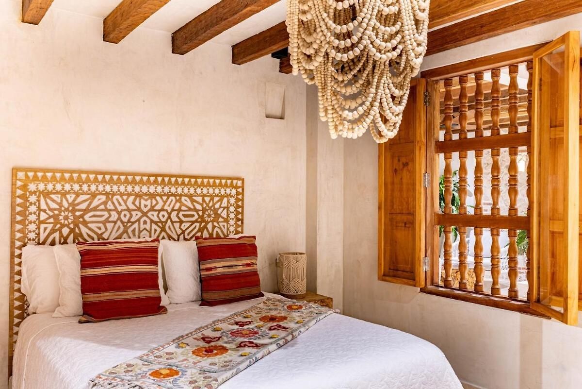 Isaluna Luxury House Holiday home *