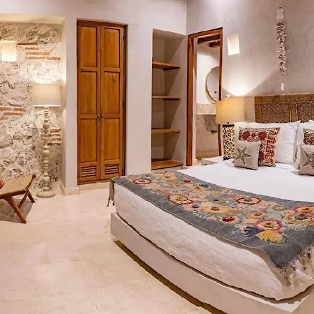 Isaluna Luxury House Сasa de vacaciones *